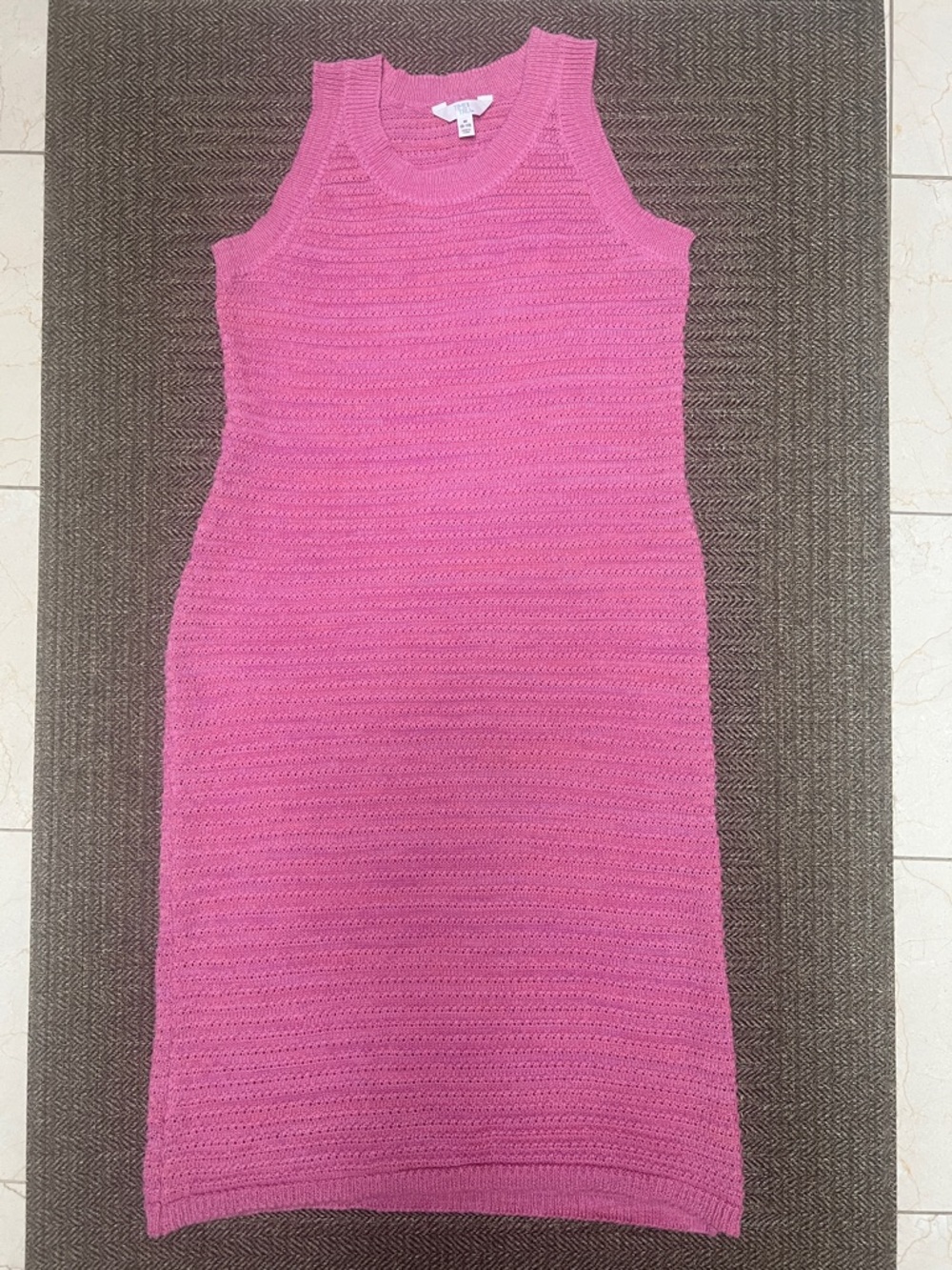 Time and Tru Bubble Gum Pink Sleeveless Midi Knit Dress